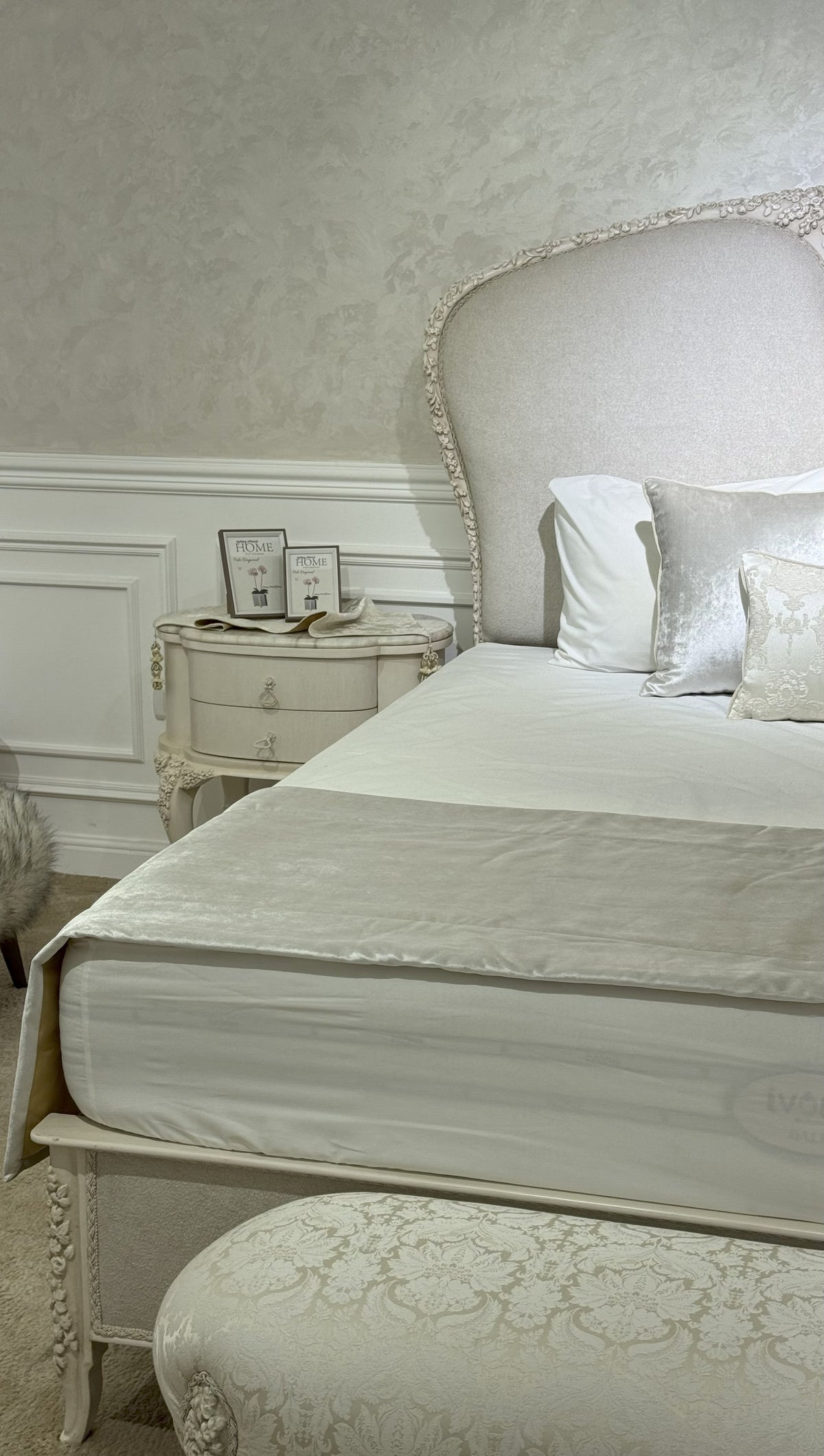 Luxury 5-stars hotel bedroom set