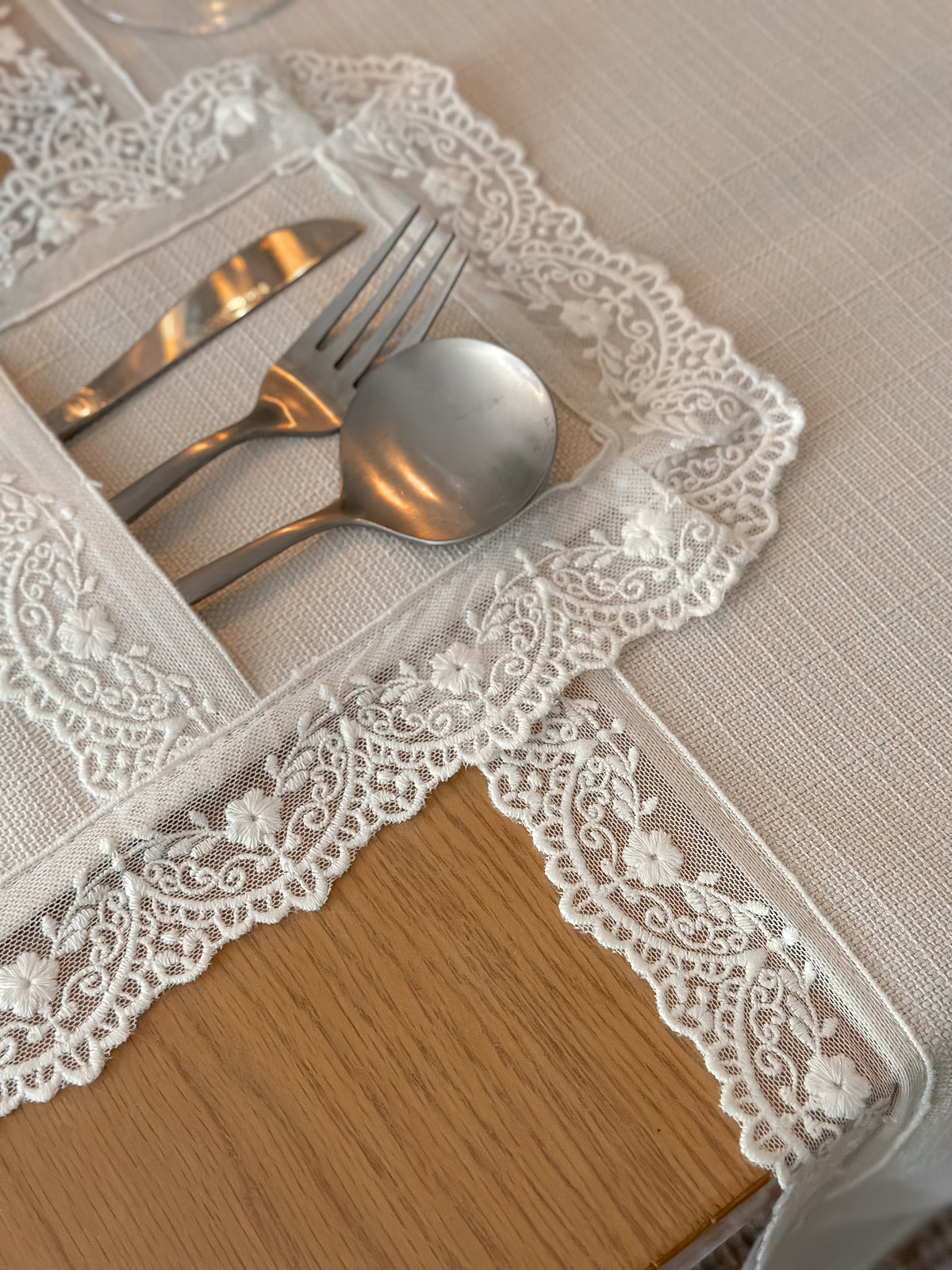 Offwhite Fiston Dinning Set