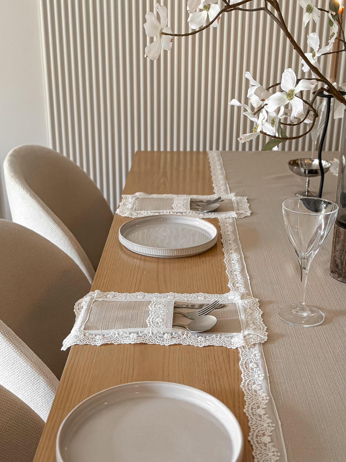 Beij Greish fiston braid dinning set from our limited edition collection
