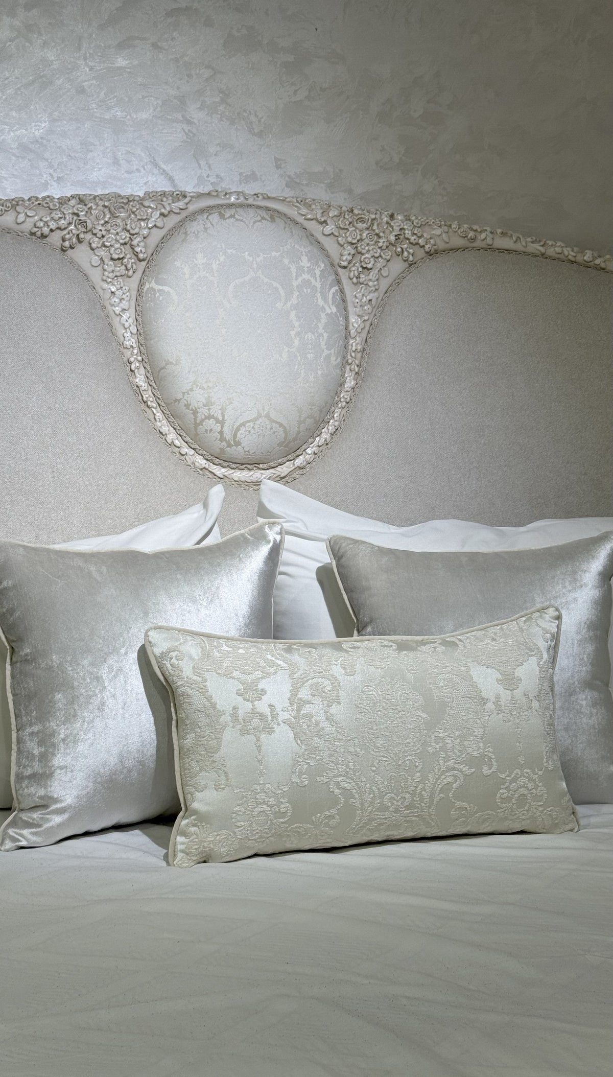 Luxury 5-stars hotel bedroom set